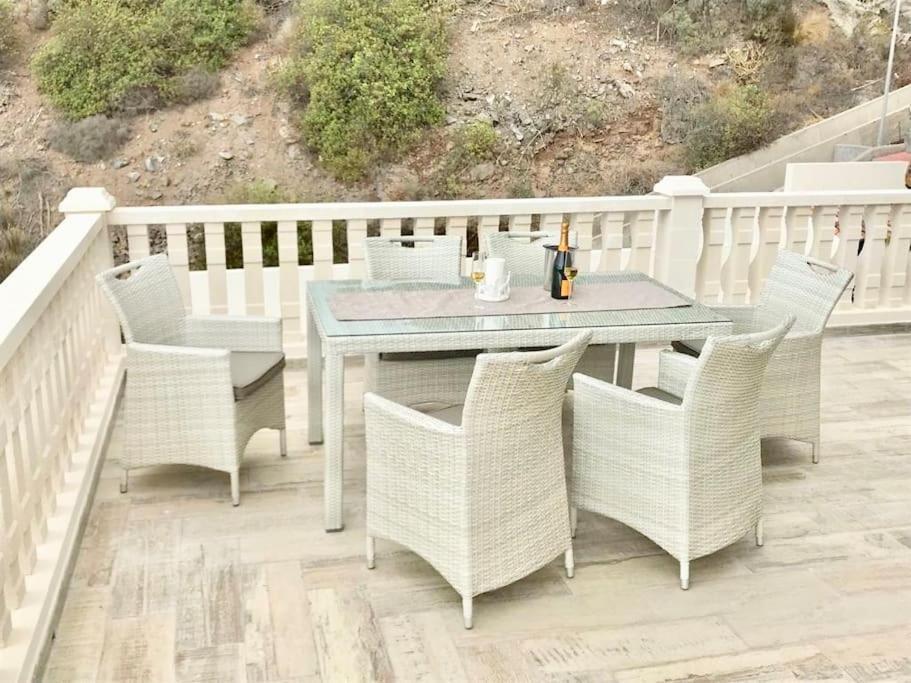 Villa Vista Bella Costa Adeje In Ruhiger Villengegend Mit Meerblick Zewnętrze zdjęcie