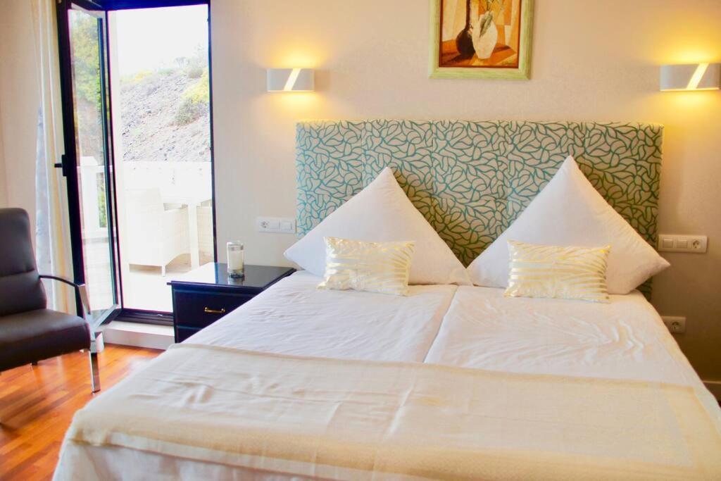 Villa Vista Bella Costa Adeje In Ruhiger Villengegend Mit Meerblick Zewnętrze zdjęcie