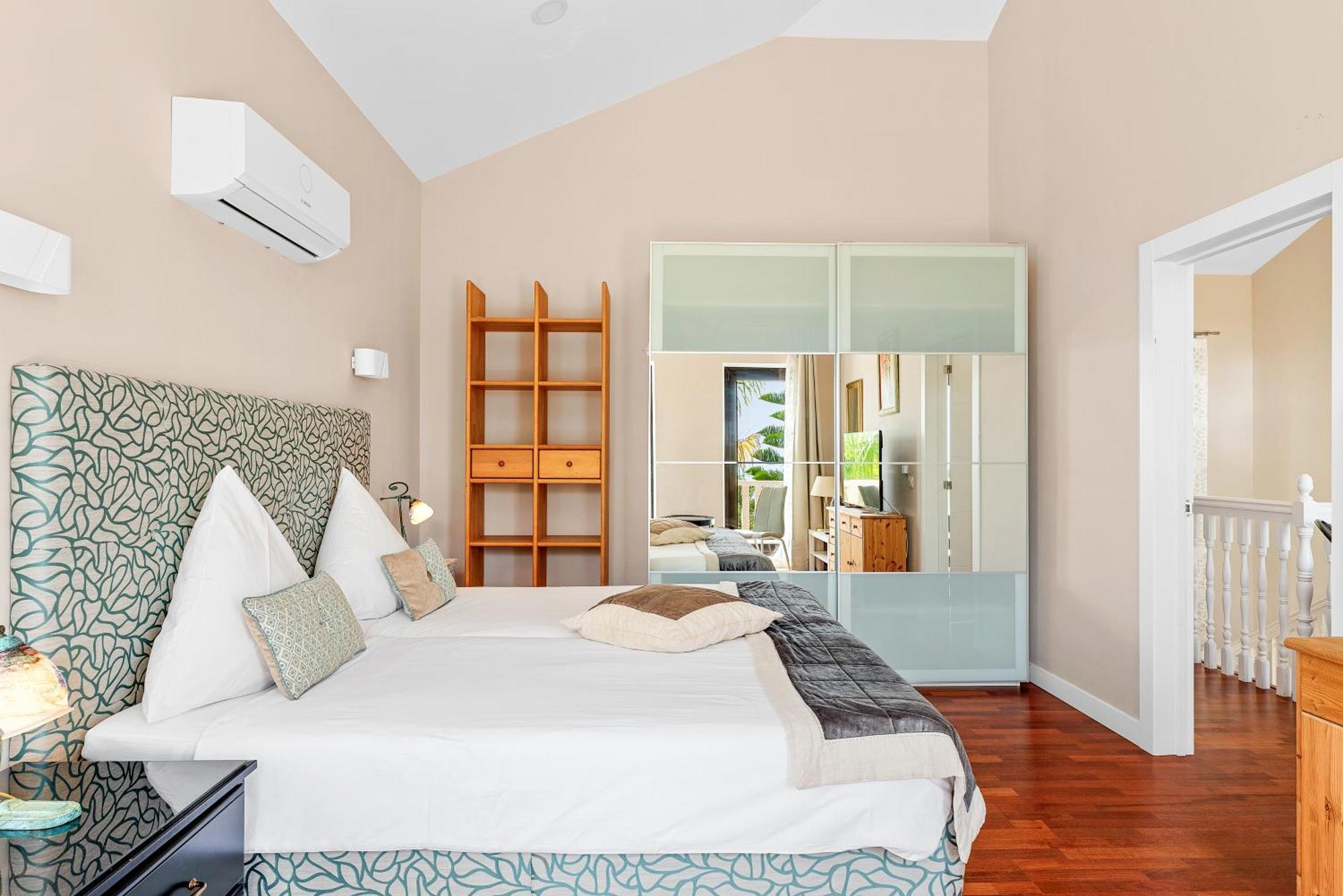 Villa Vista Bella Costa Adeje In Ruhiger Villengegend Mit Meerblick Zewnętrze zdjęcie