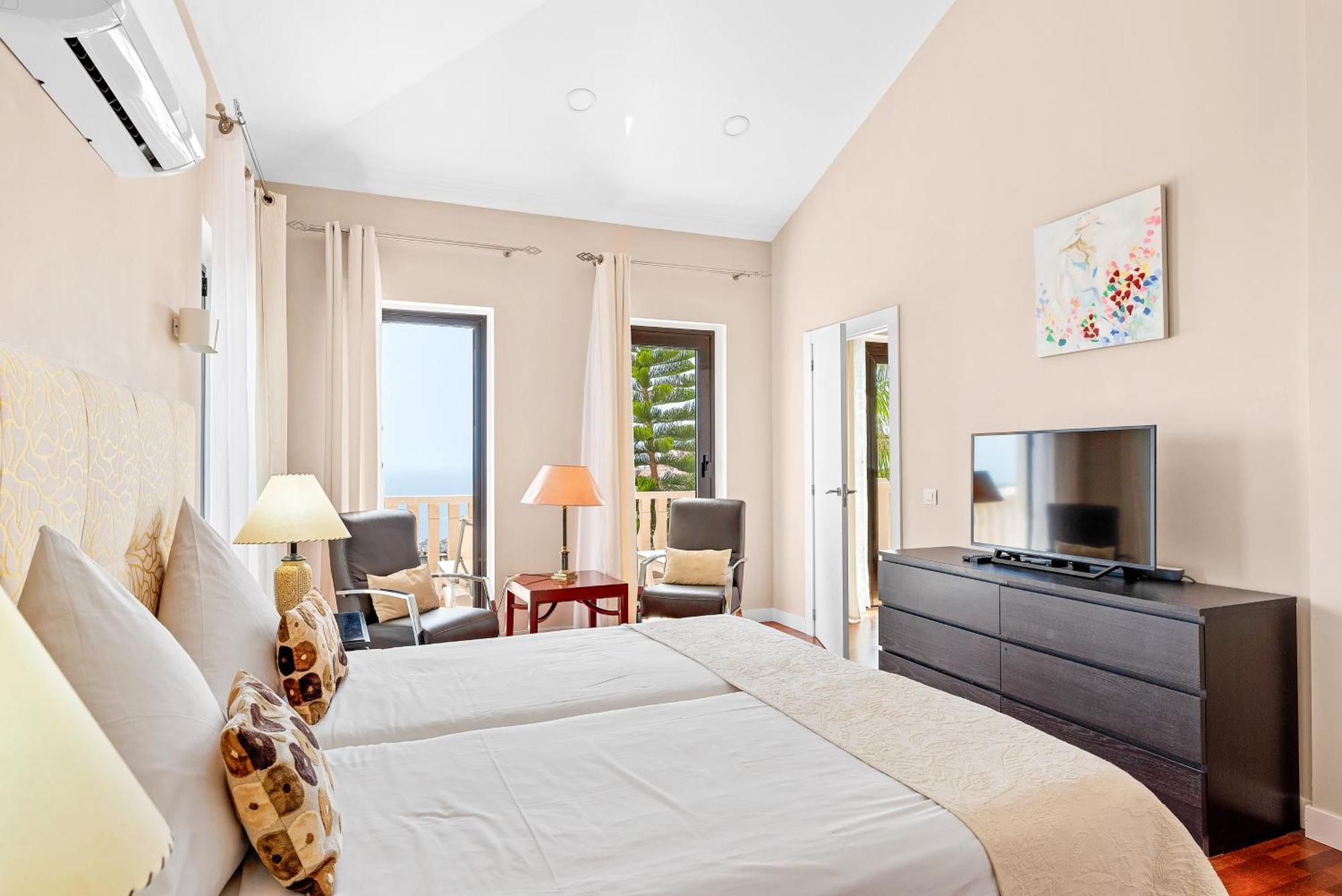 Villa Vista Bella Costa Adeje In Ruhiger Villengegend Mit Meerblick Zewnętrze zdjęcie